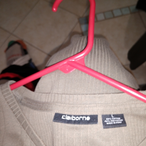 Short sleeve shirt - Picture 2 of 3